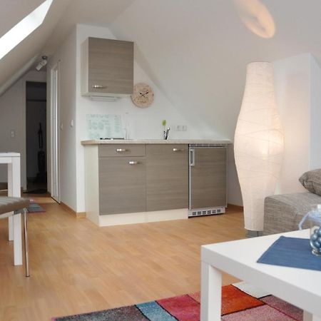 Ferienhaus Mueritzzauber / 1 Zimmer Dachgeschoss-Appartement Röbel Dış mekan fotoğraf