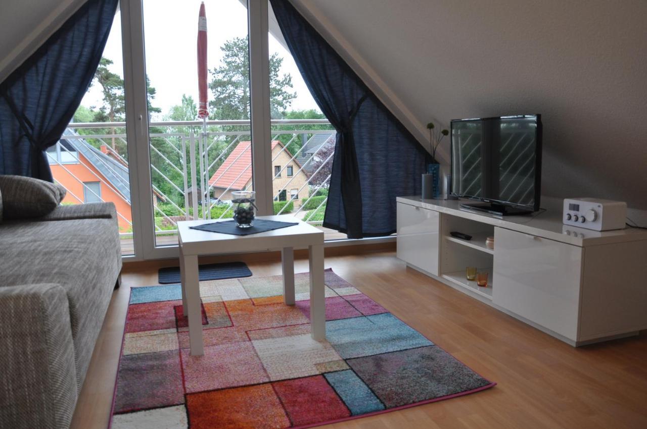 Ferienhaus Mueritzzauber / 1 Zimmer Dachgeschoss-Appartement Röbel Dış mekan fotoğraf